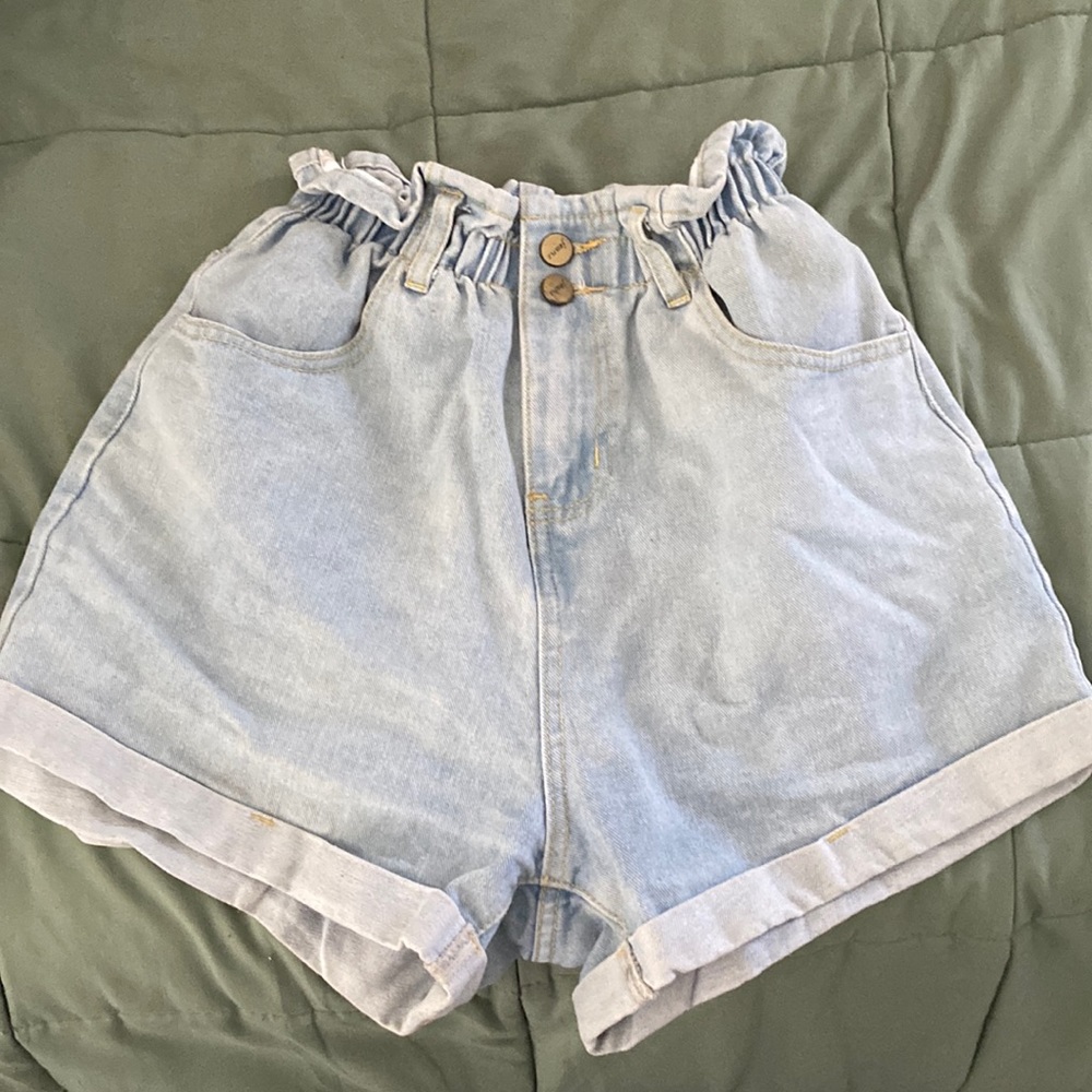 Vintage Light Blue Wash shorts